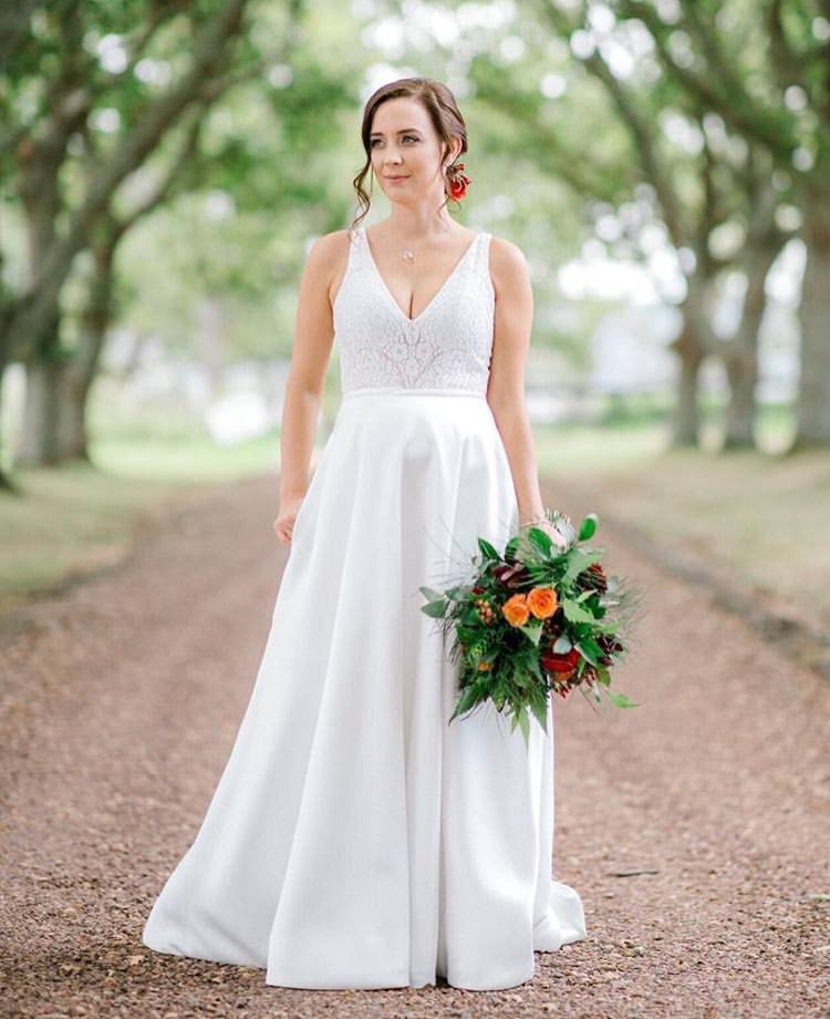 Bride holding bouquet 