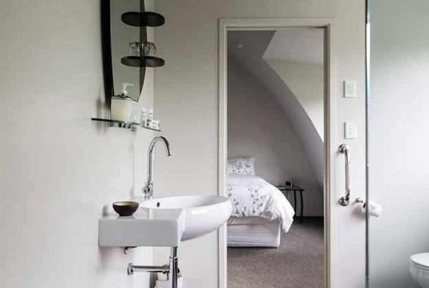 Boutique Lavender Hill Accommodation in Riverhead